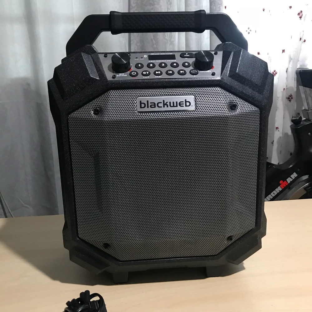 Blackweb Bluetooth speaker